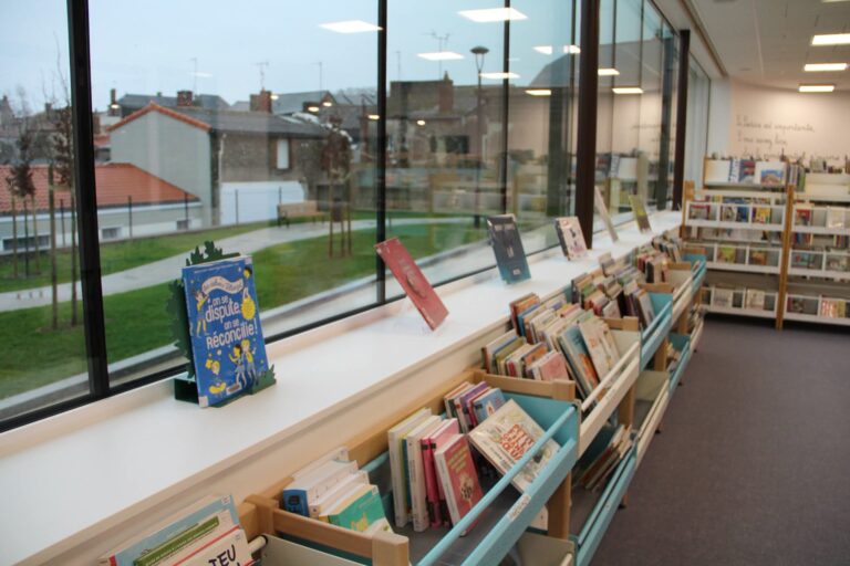 Le réseau des bibliothèques de Lys-Haut-Layon a annoncé les fermetures estivales de ses bibliothèques. | Les bibliothèques Lys-Haut-Layon